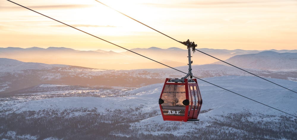 Helikoptertransfer gör resan från Östersund Airport till Åre smidigare